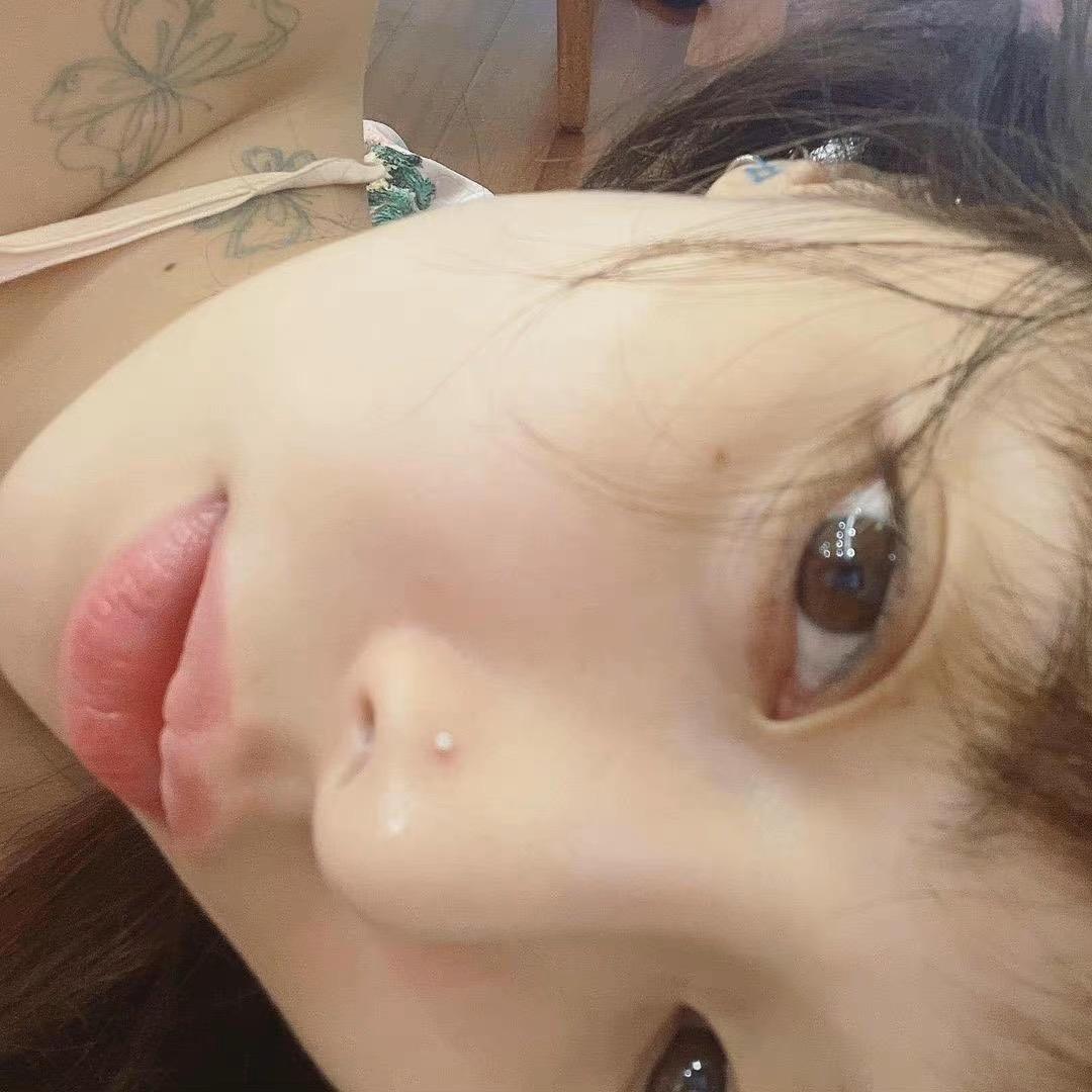 带刺的红玫瑰