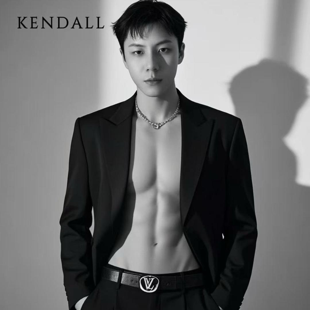 宇..