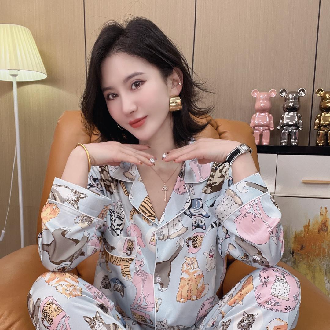 璐迪鎏金貂居家服直播号