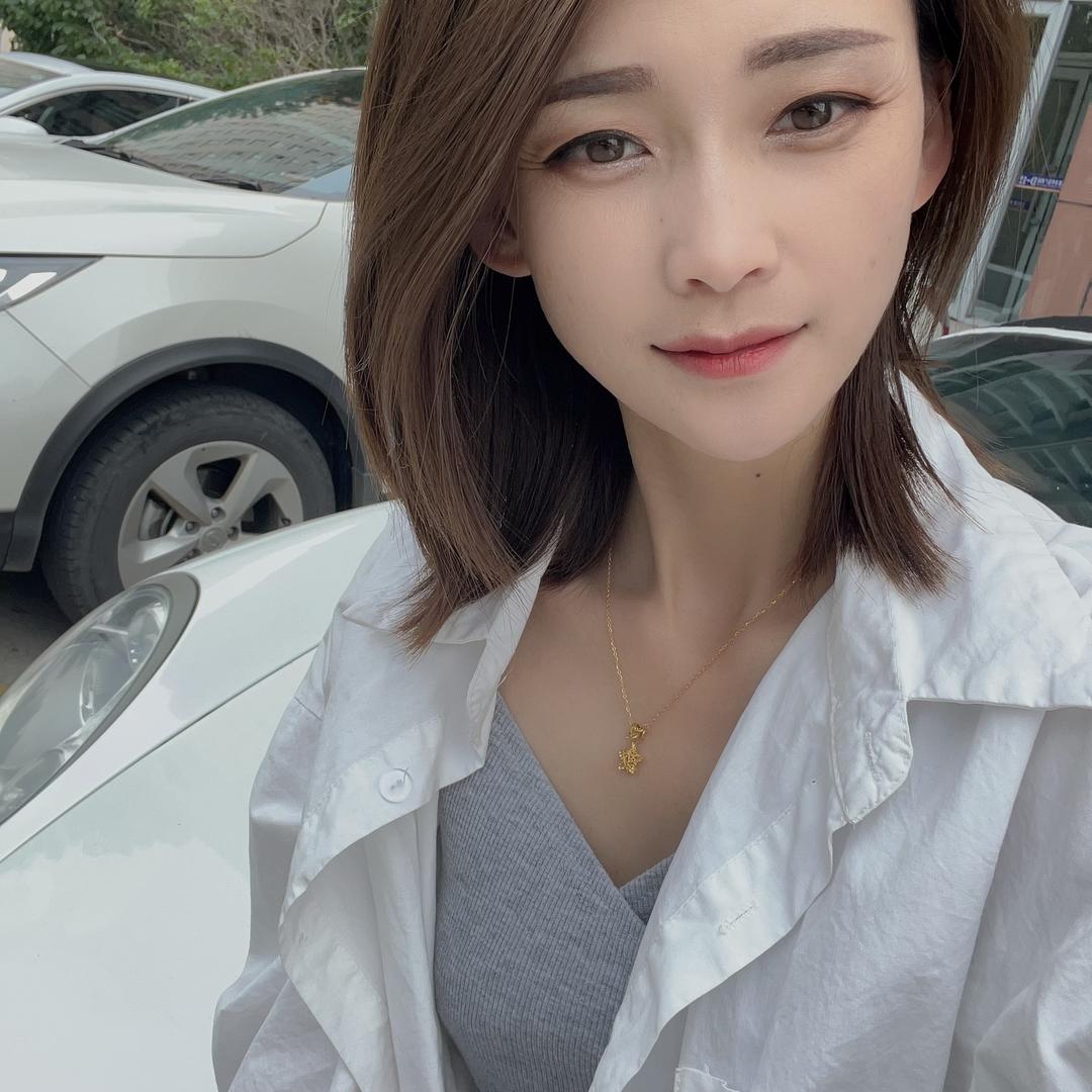 晶晶丫头