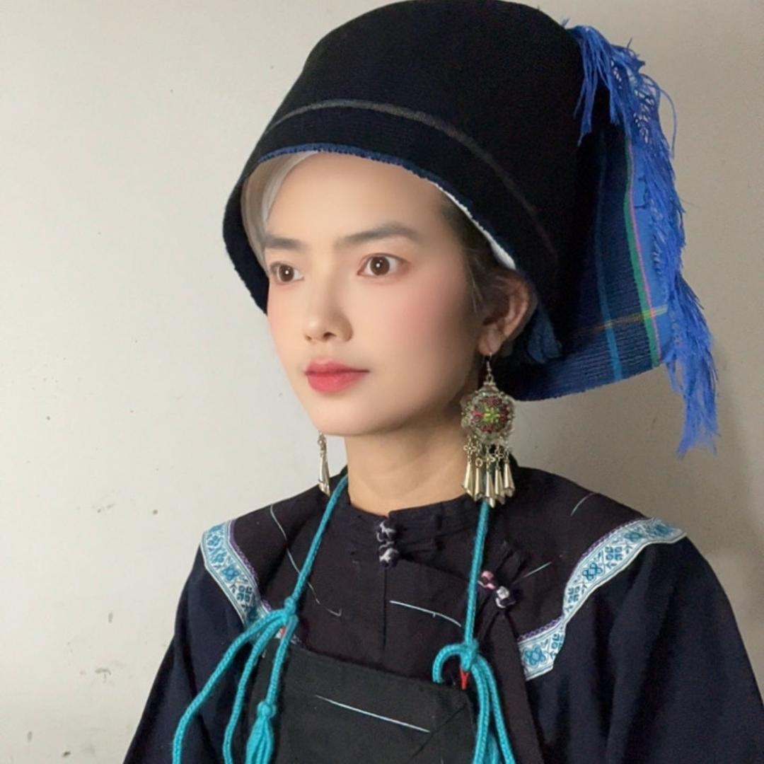 布依小四