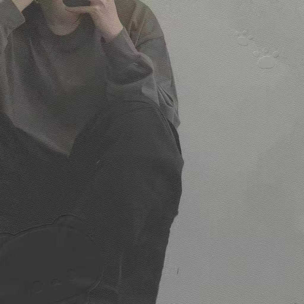 527