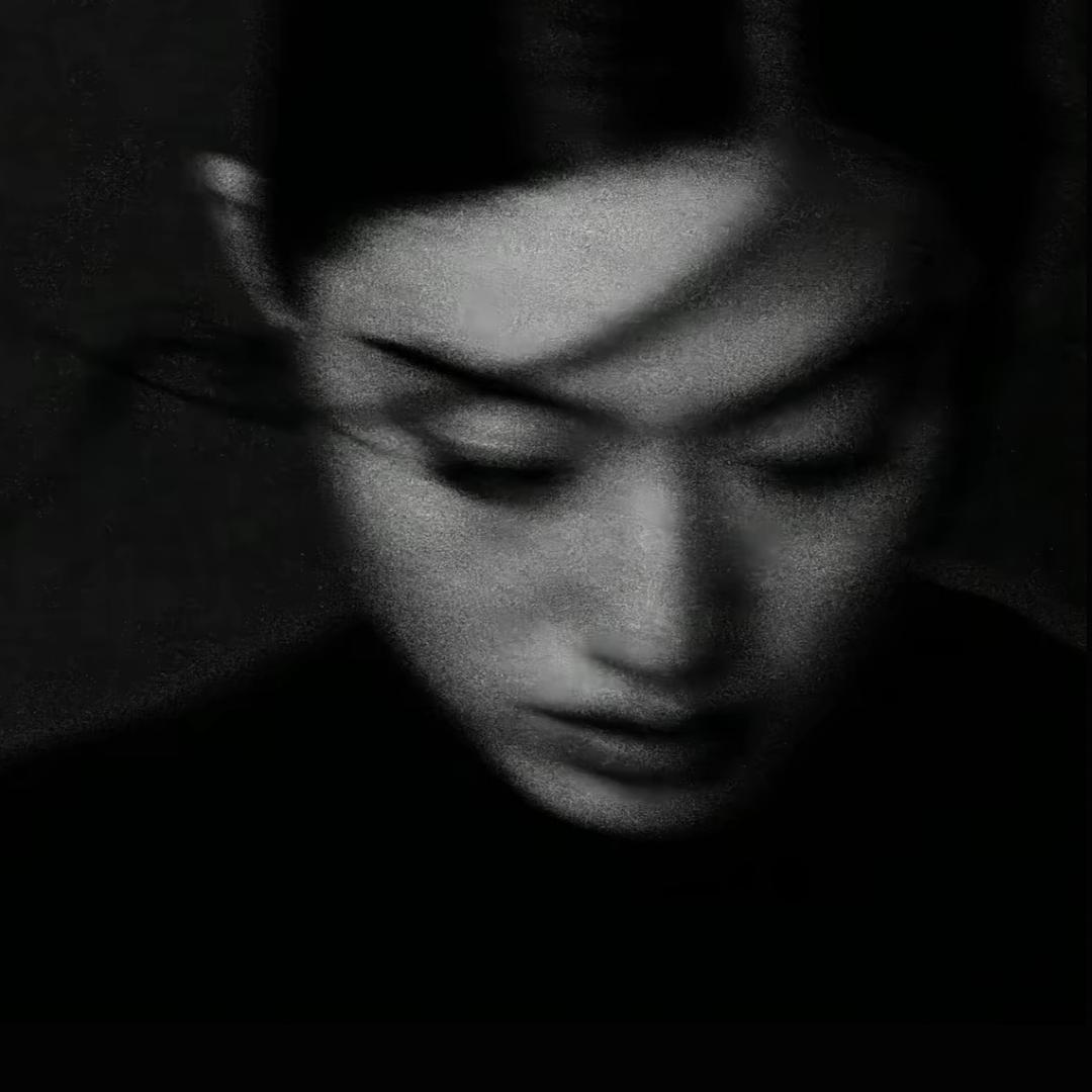彫長明