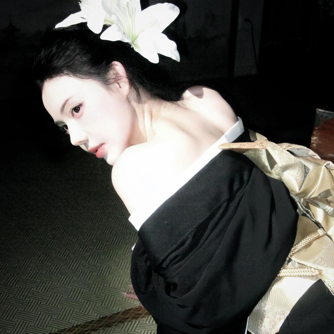 松奈凉子