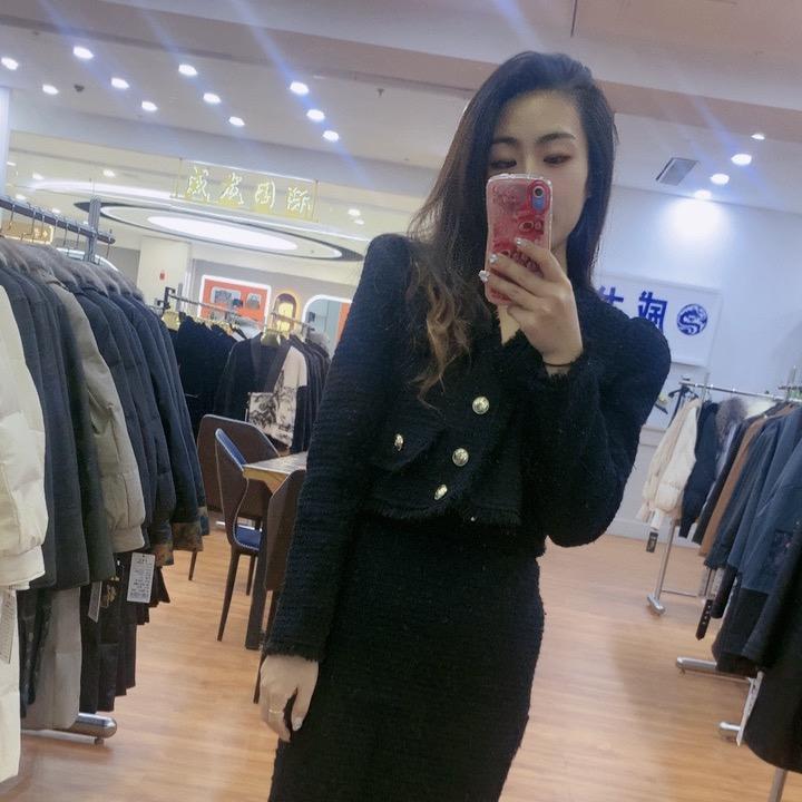 小李不吃香菜💕