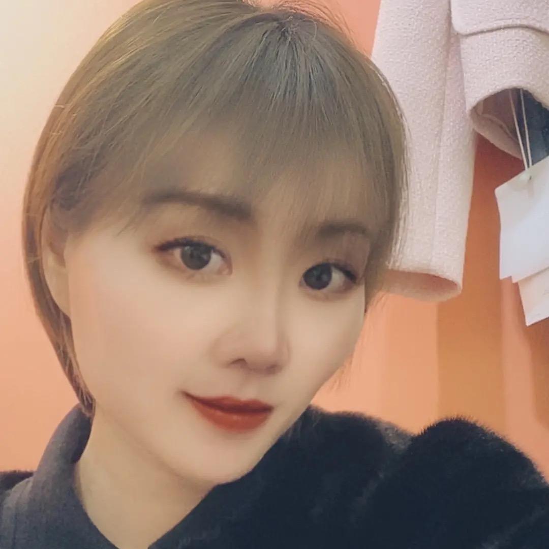 「闺蜜衣舍」小燕子(谢绝连赞）🍒