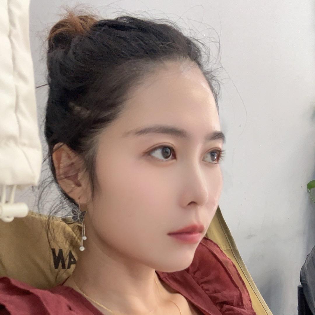 杨杨（穿搭版）