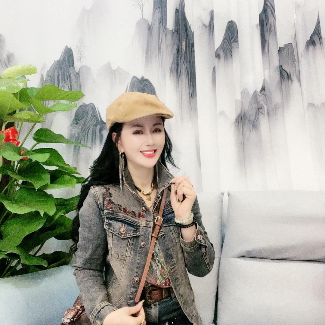 福州连江万人迷服装店
