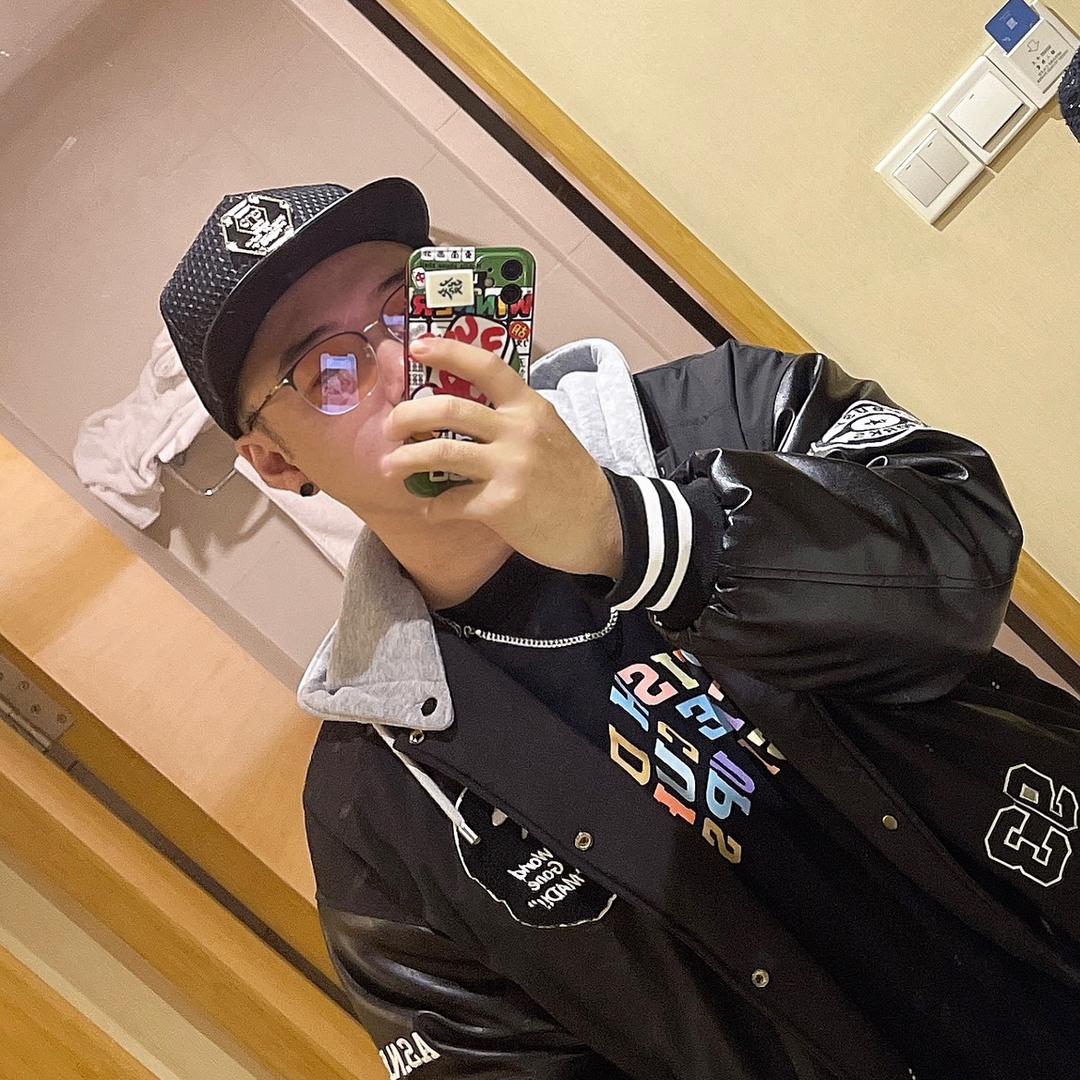 🌈🌈捷哥头像
