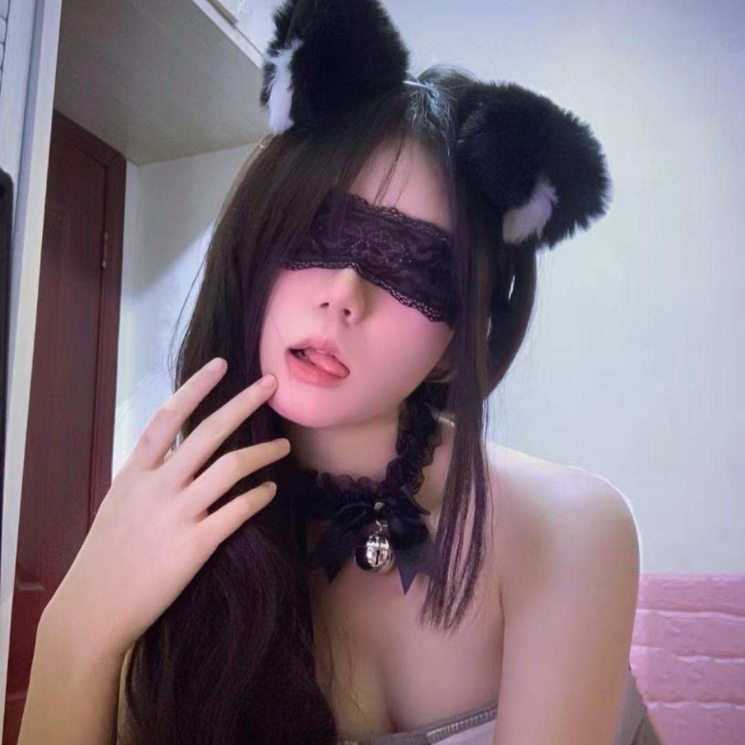 一只小猫咪🌹