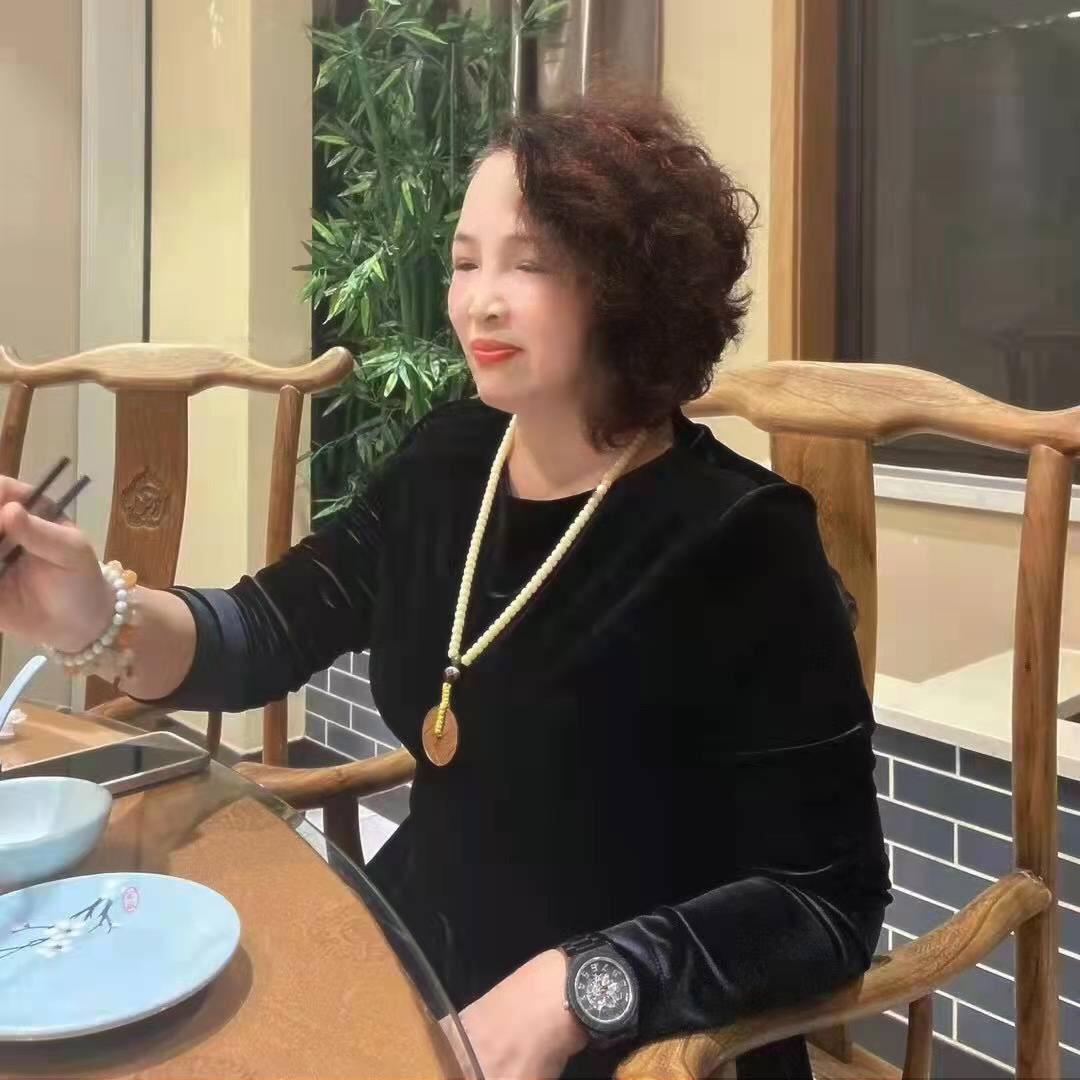 她董姐