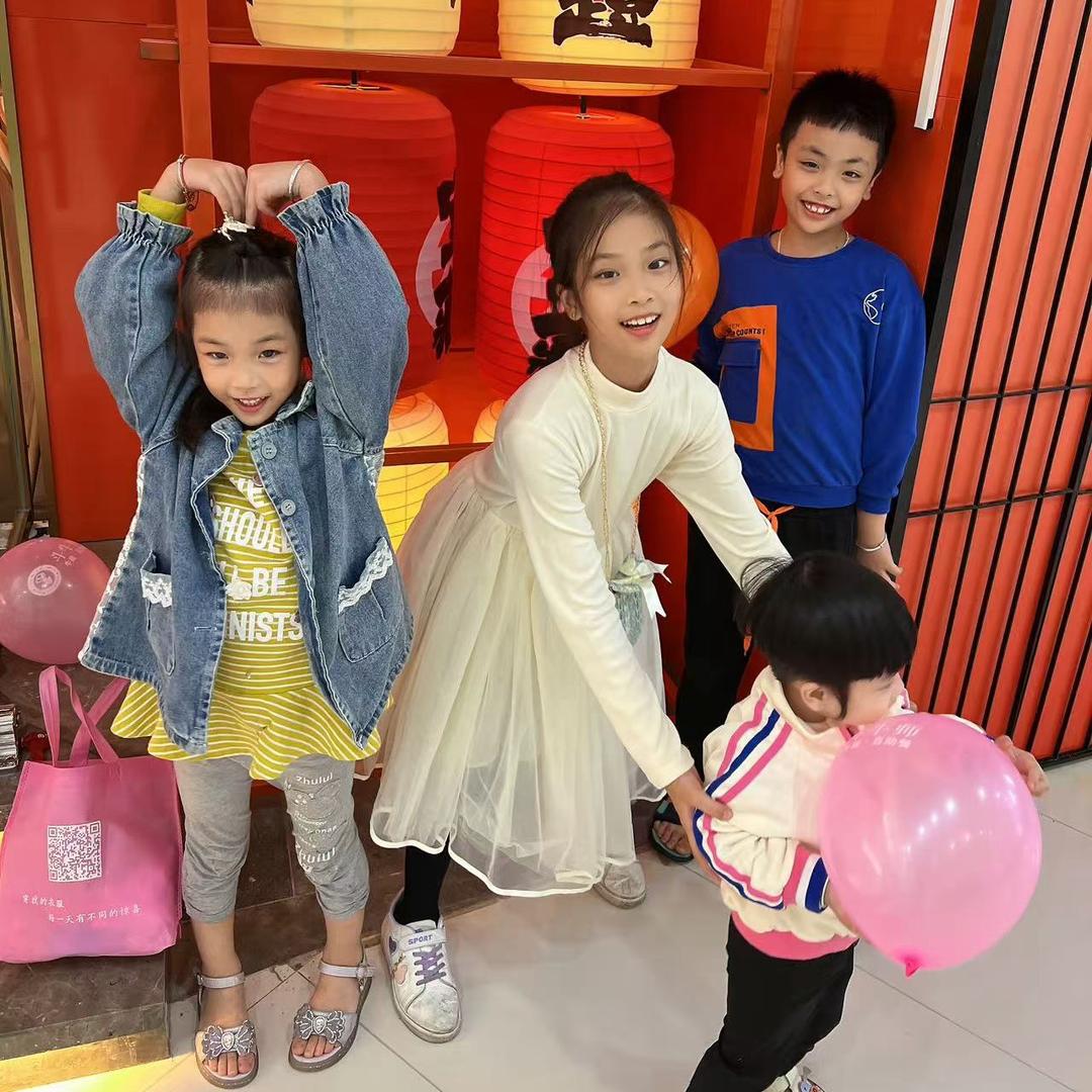 四个娃的宝妈