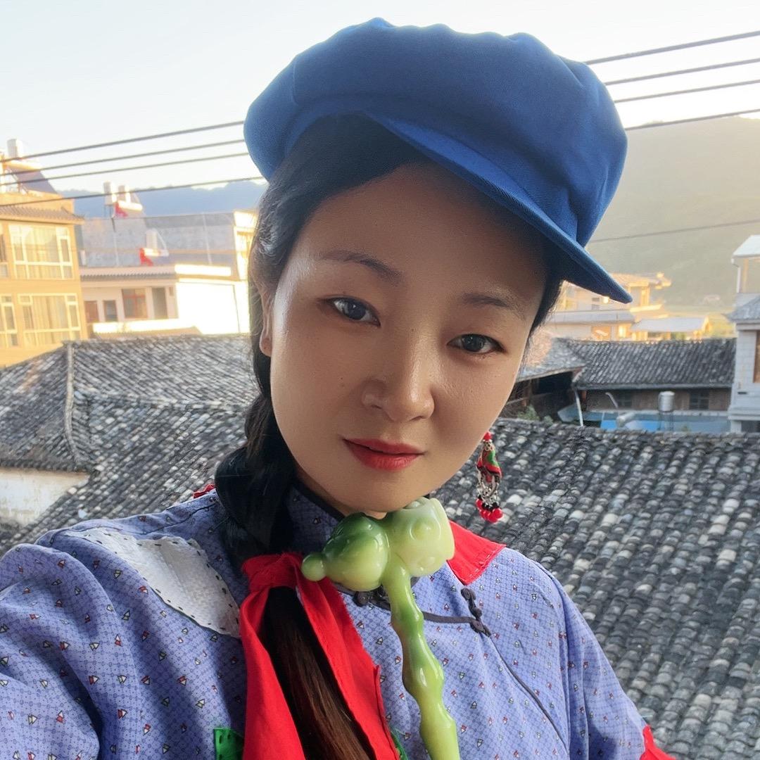 阿妹爱山歌
