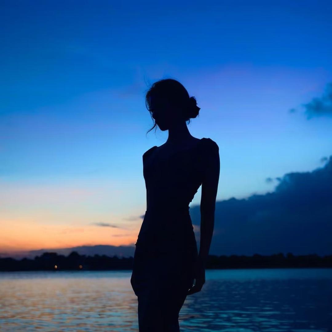 黎黎爱卡⑤(招顶🦶）