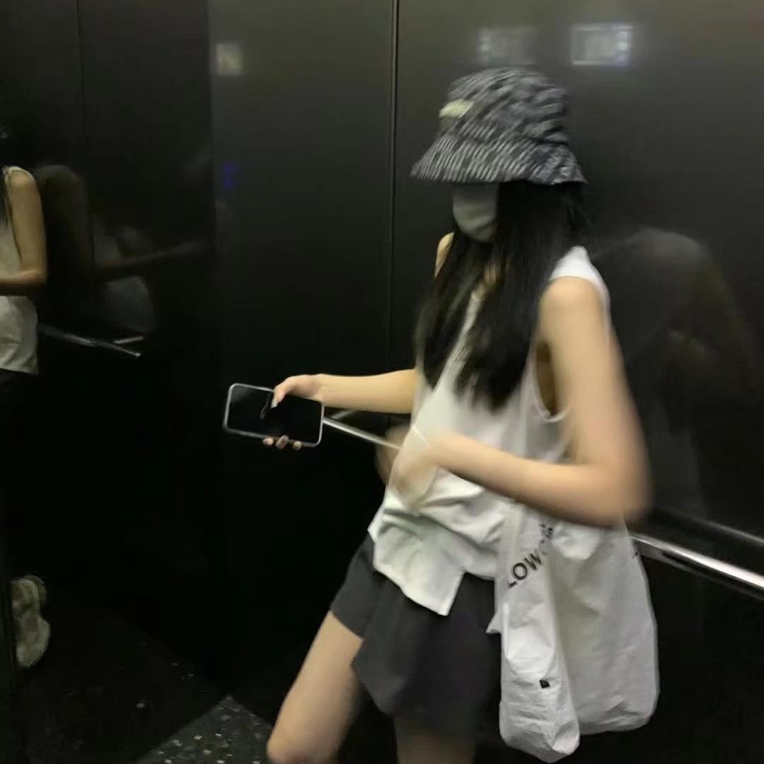 ^七七