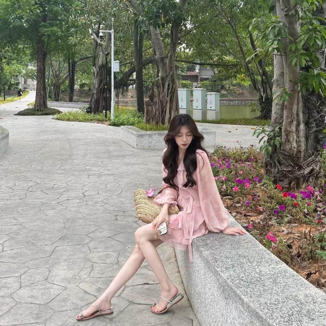 鱼爱吃鱼🐟