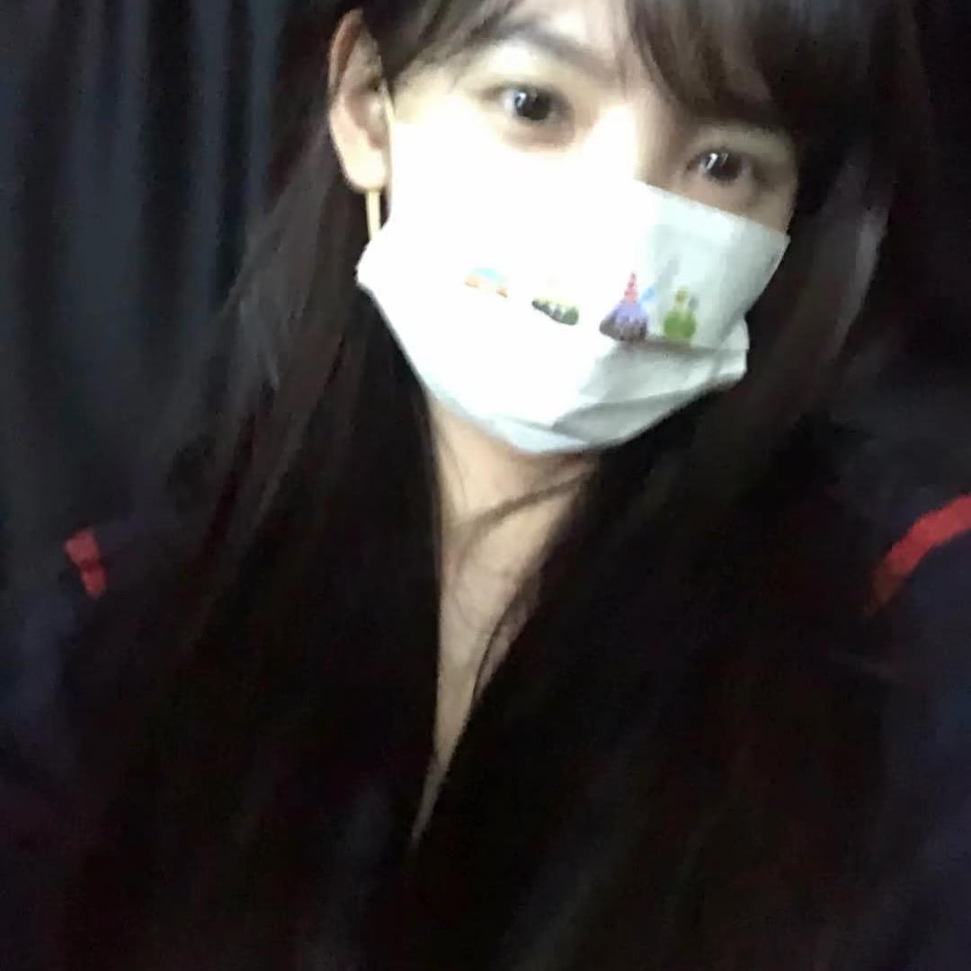 西西.