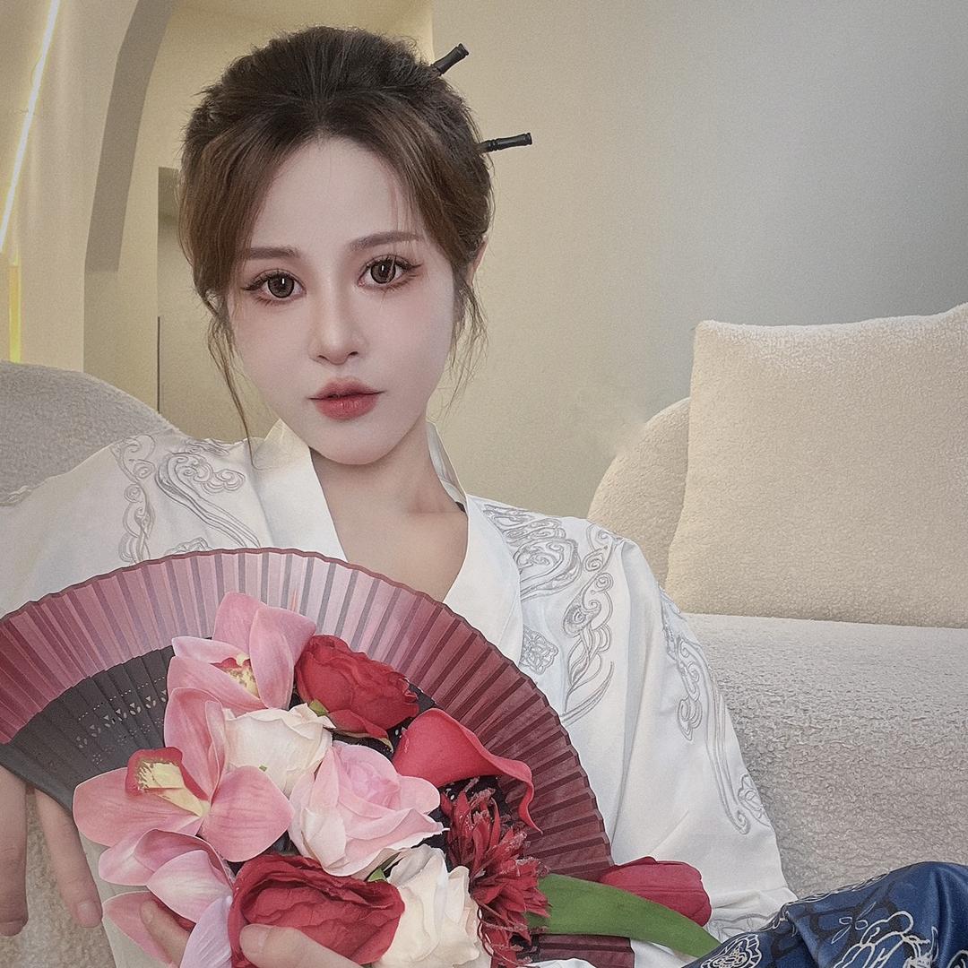德江县童婳嫁衣化妆师丹丹（收学徒）