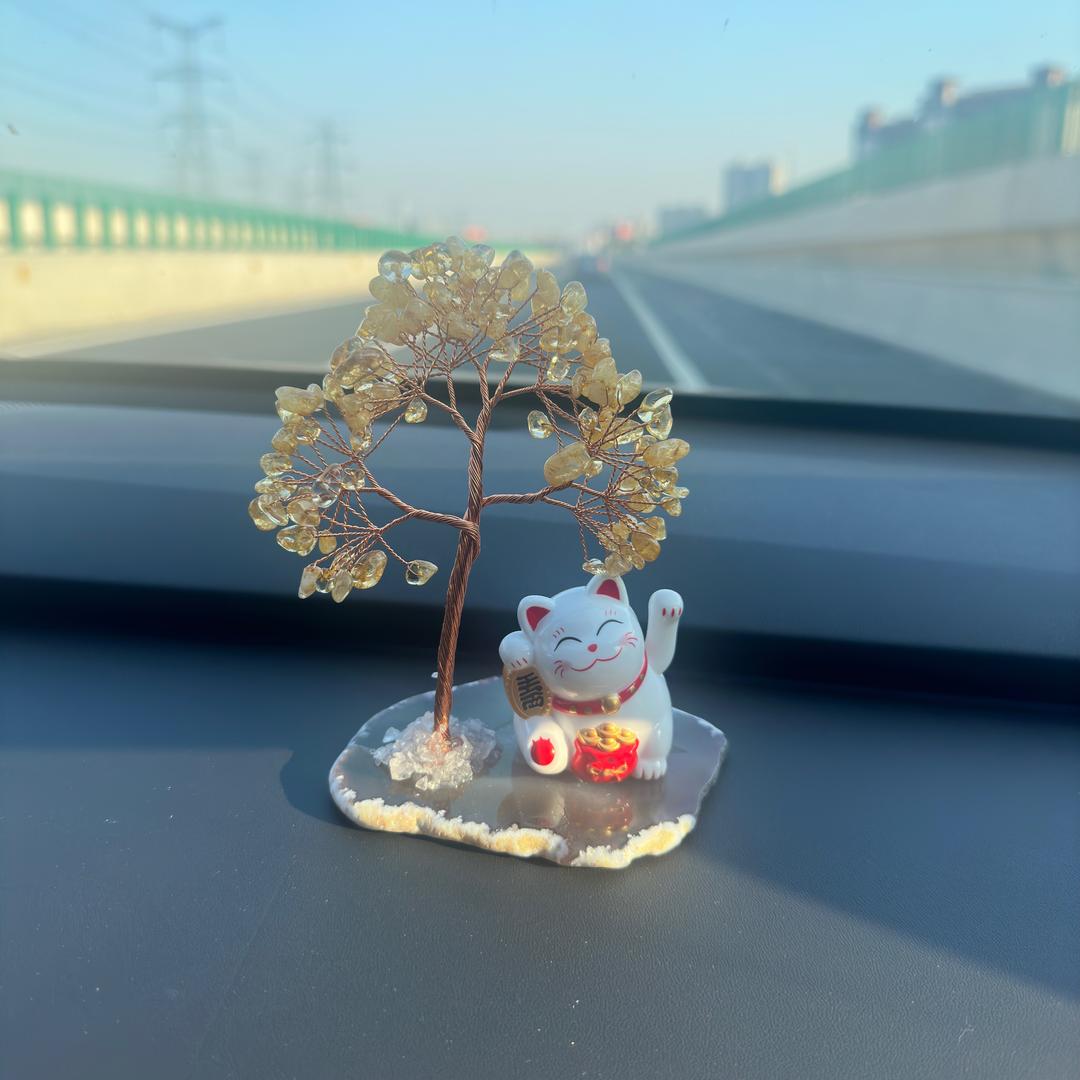 莫洛ing