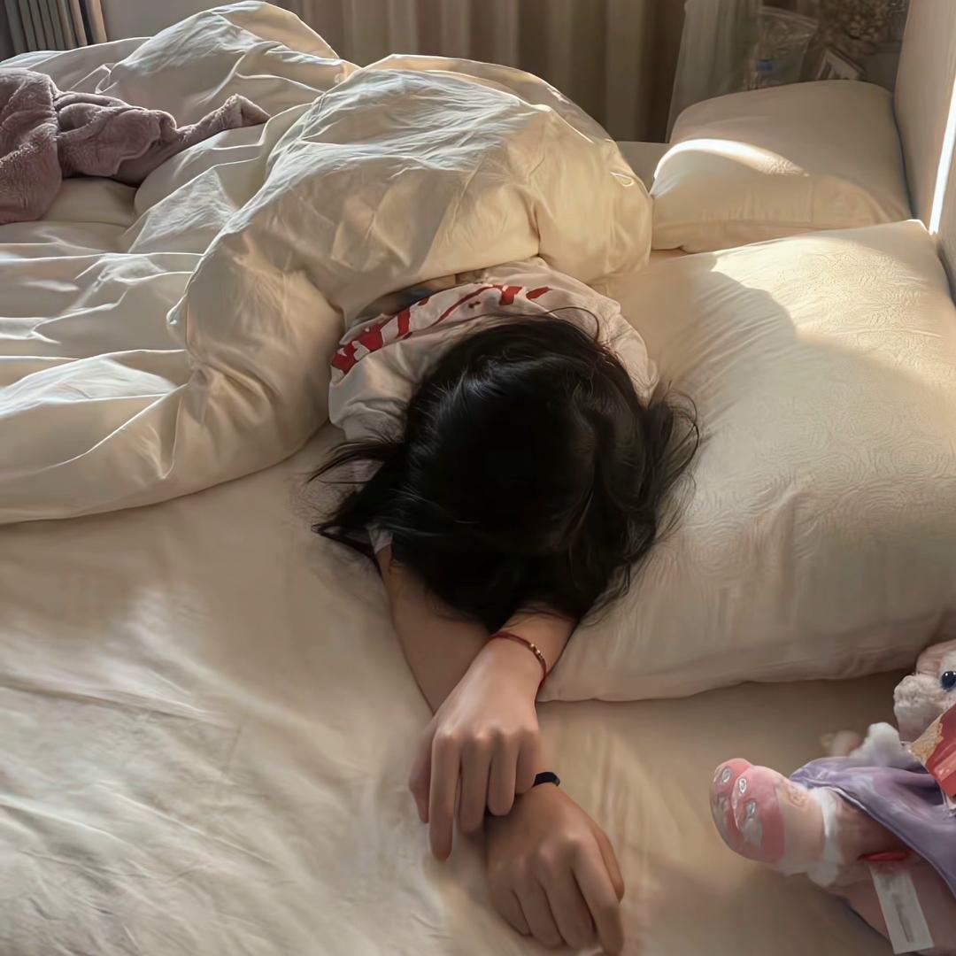 摆烂小鱼～