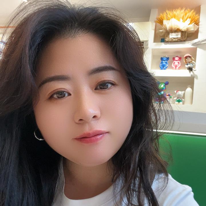 紫玲 服装