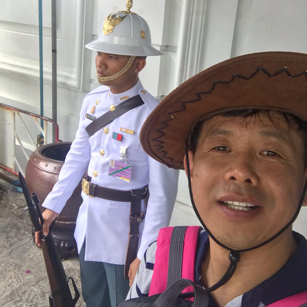 李庆荷