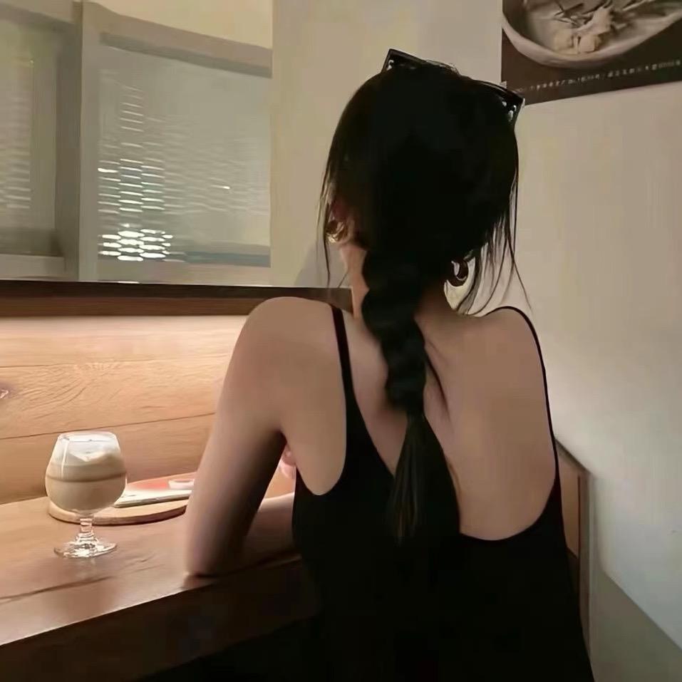 Anonyme。