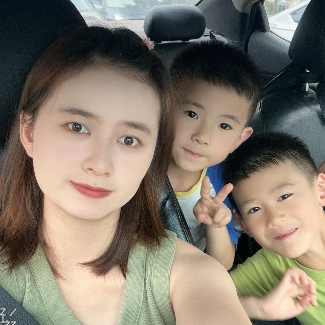🌈🌈小叶吖