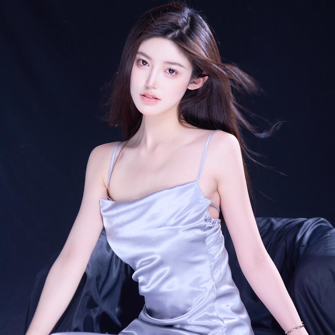 小乌苏Tina@抖音