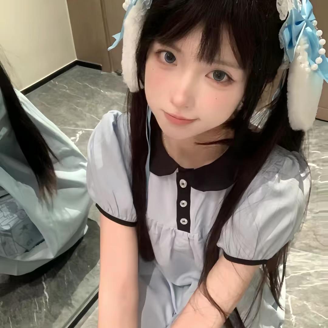 小萱.