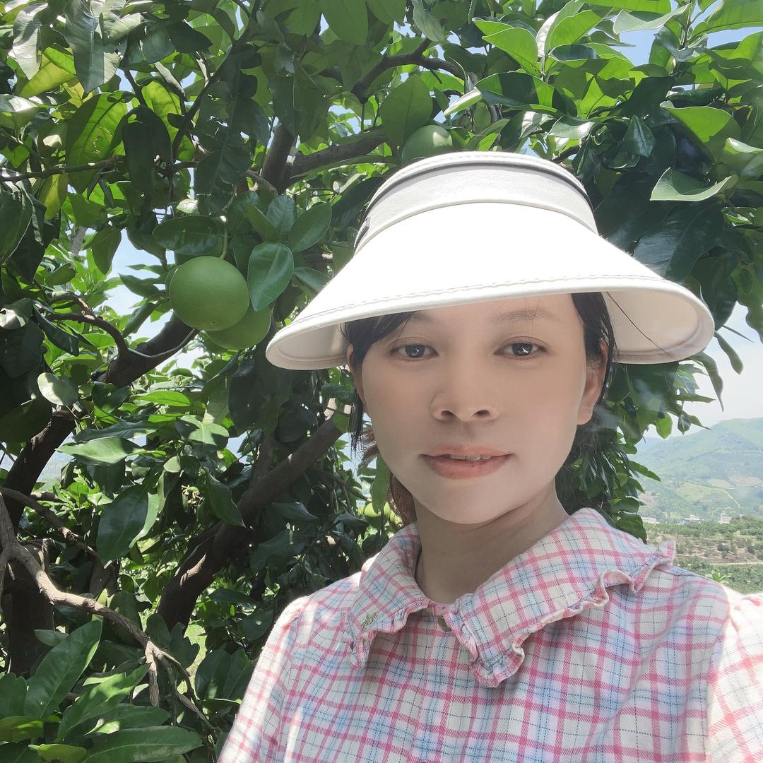 敏儿在柚乡