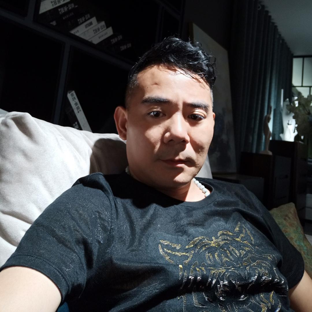 誉歌家居—张荣