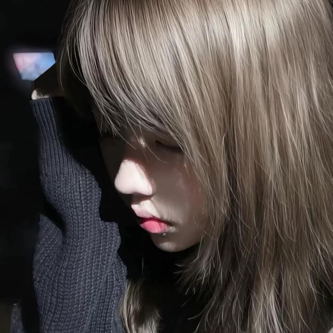 ￴人傻嘴不甜长得安全还没钱