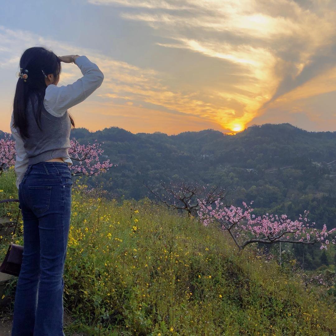 王一一（超市老板娘）