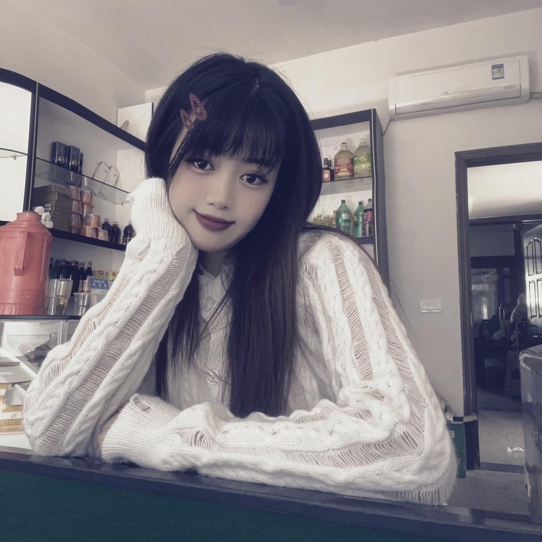 安泰：美甲💅🏻美睫