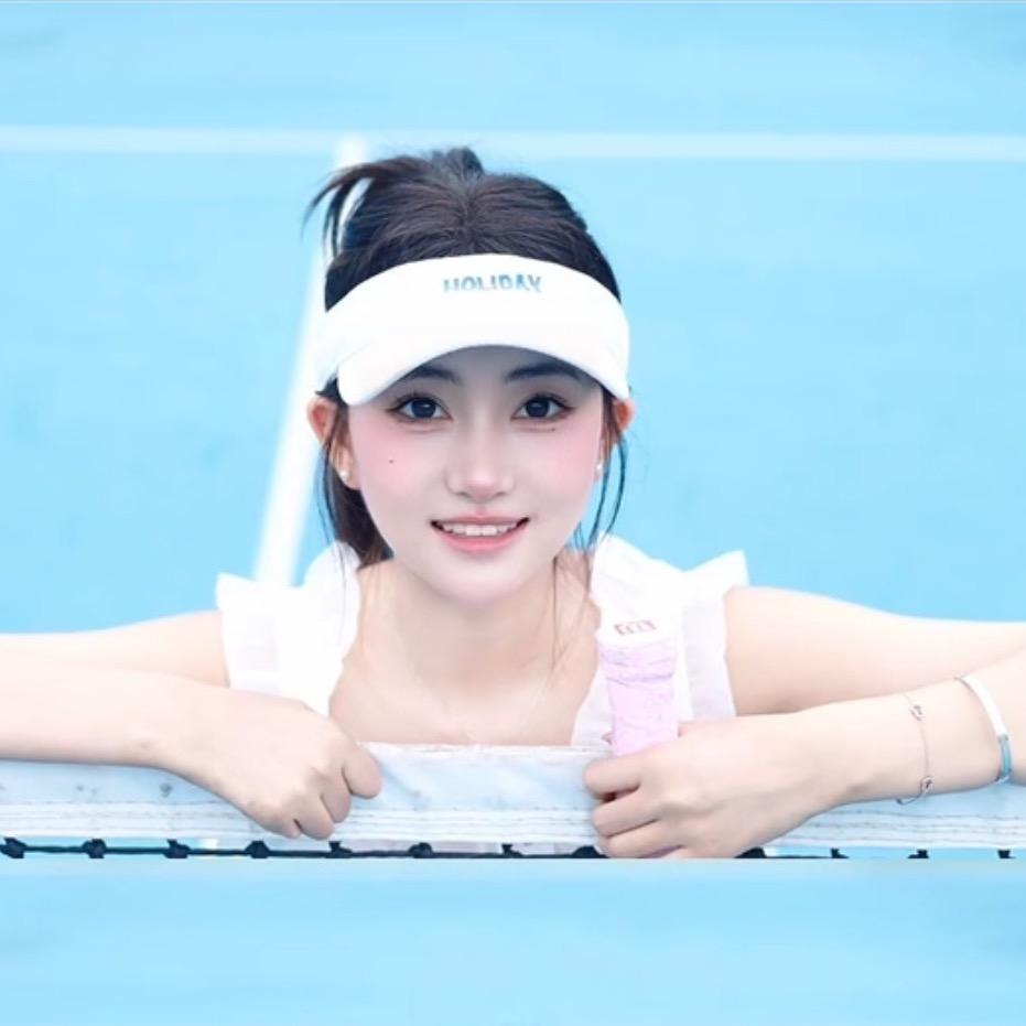 @秀美同学🦋