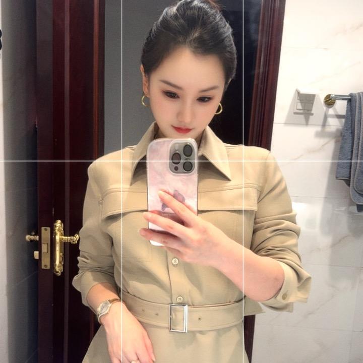 娜娜Wang。