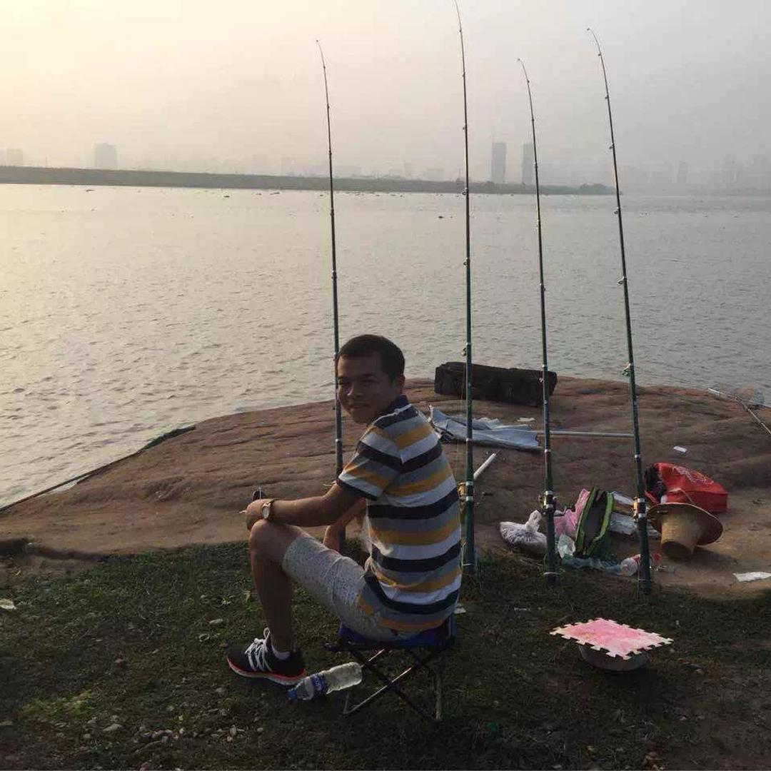 不负卿@