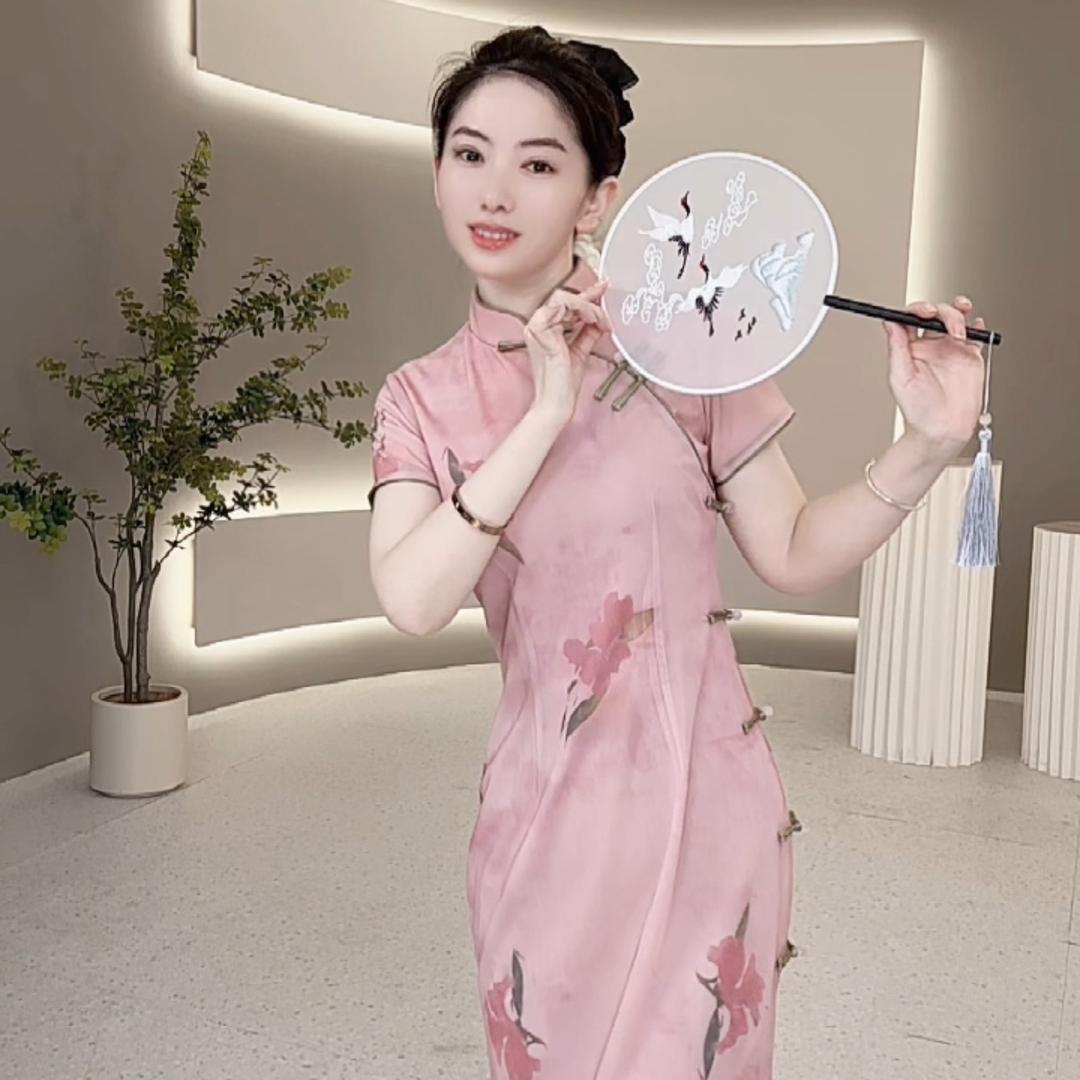 艾米国风服饰