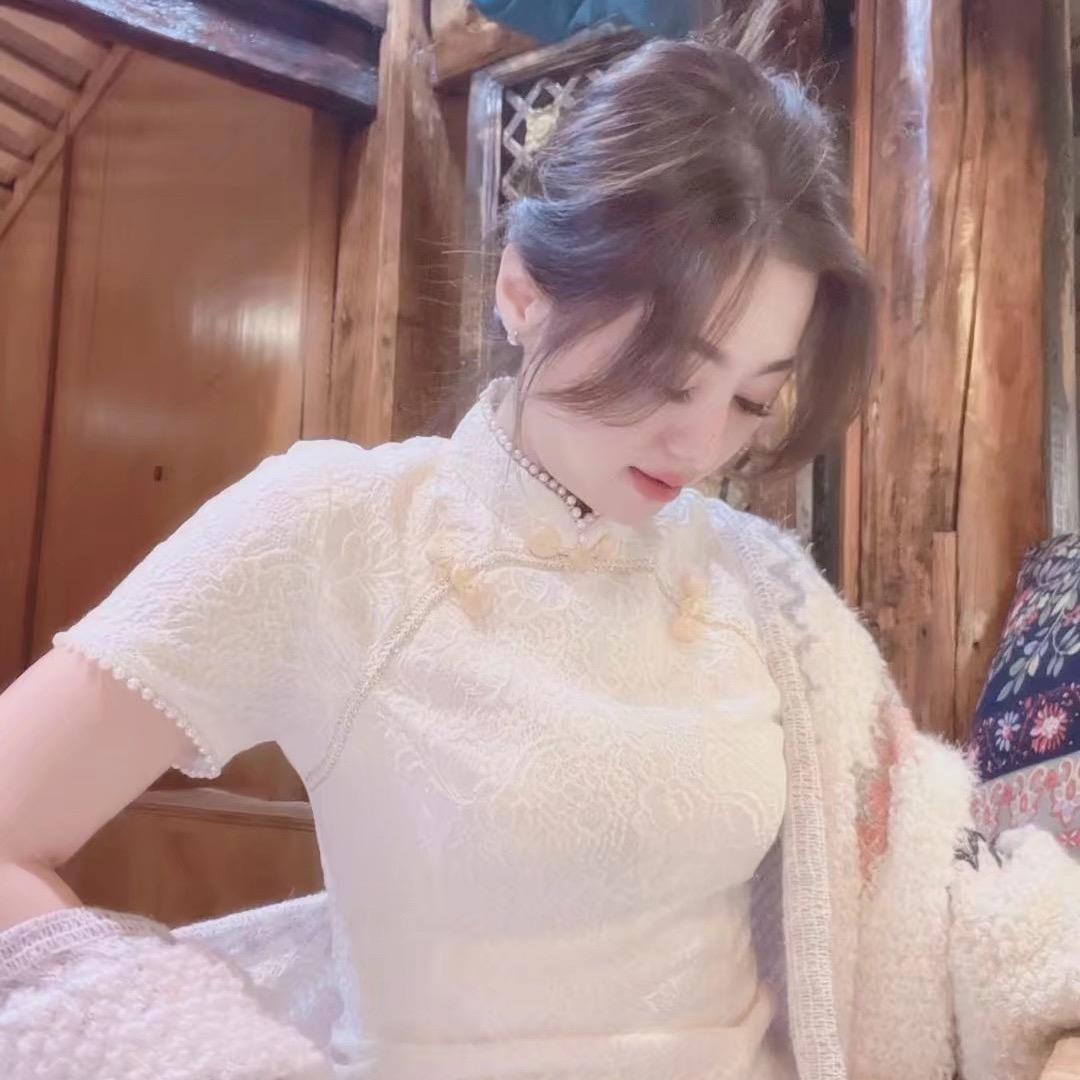 三歪在线。（桃喜花艺）