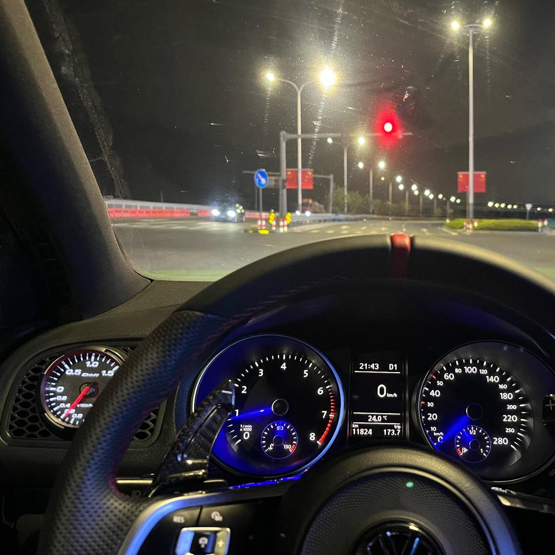 小吴不太会玩车