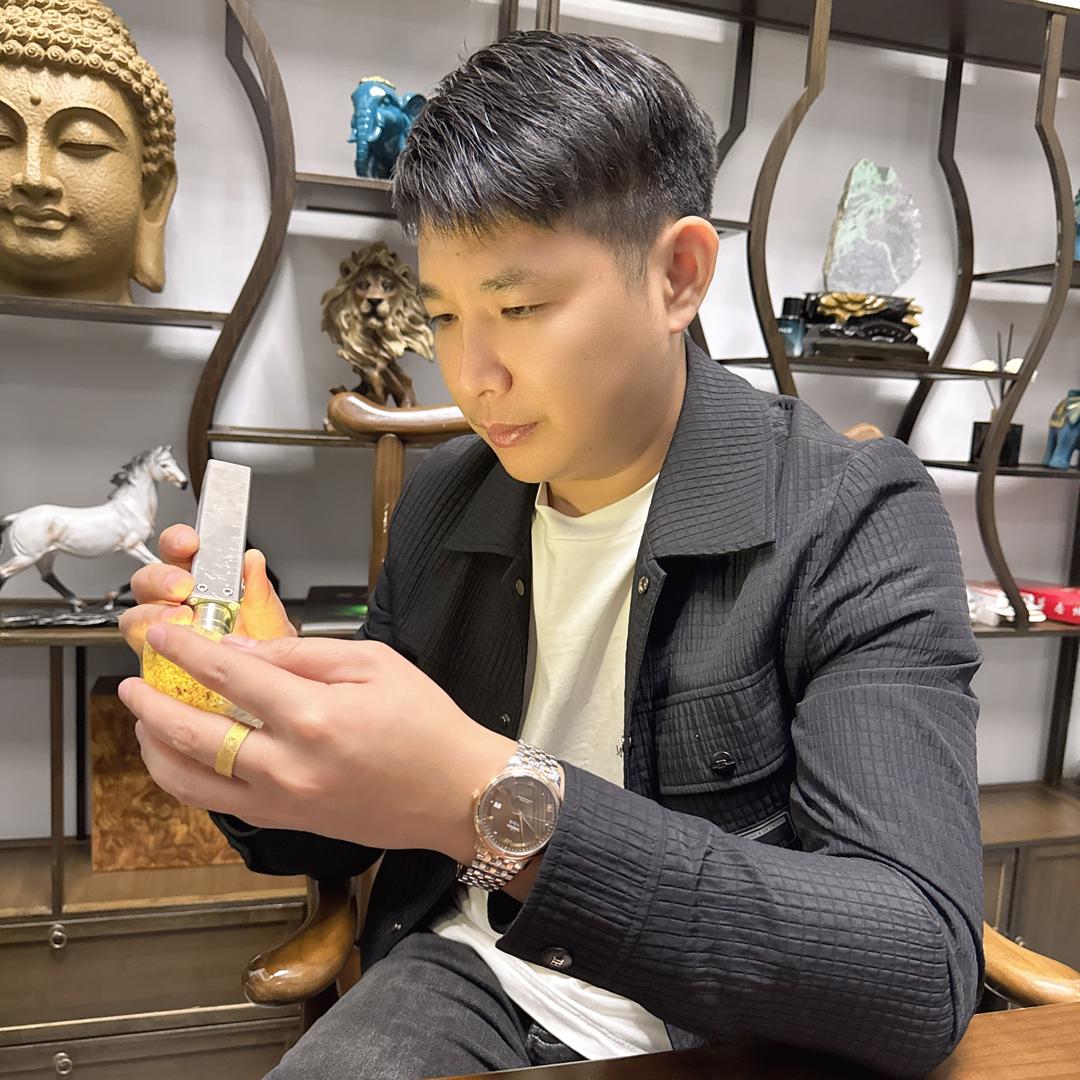 阿梁翡翠
