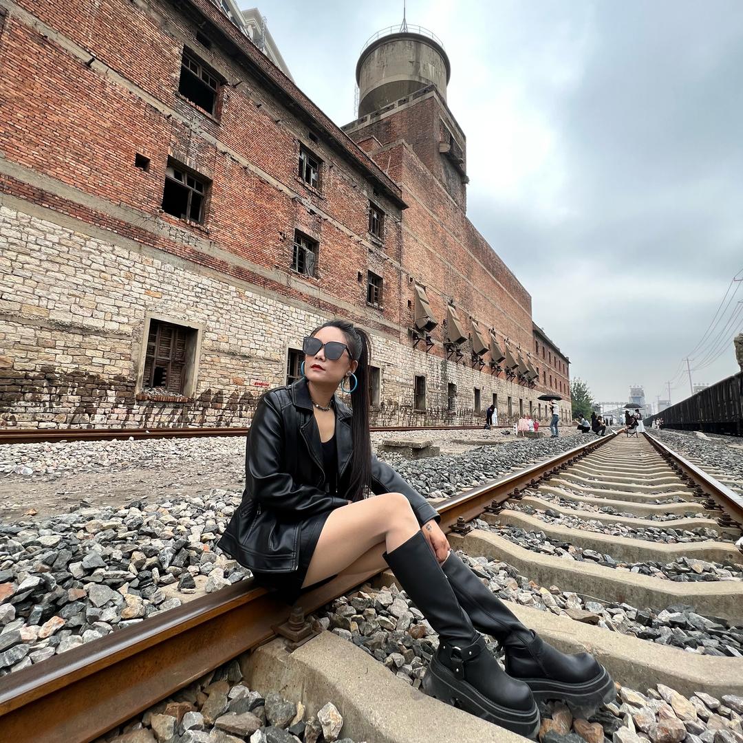 闪闪发风穿戴甲