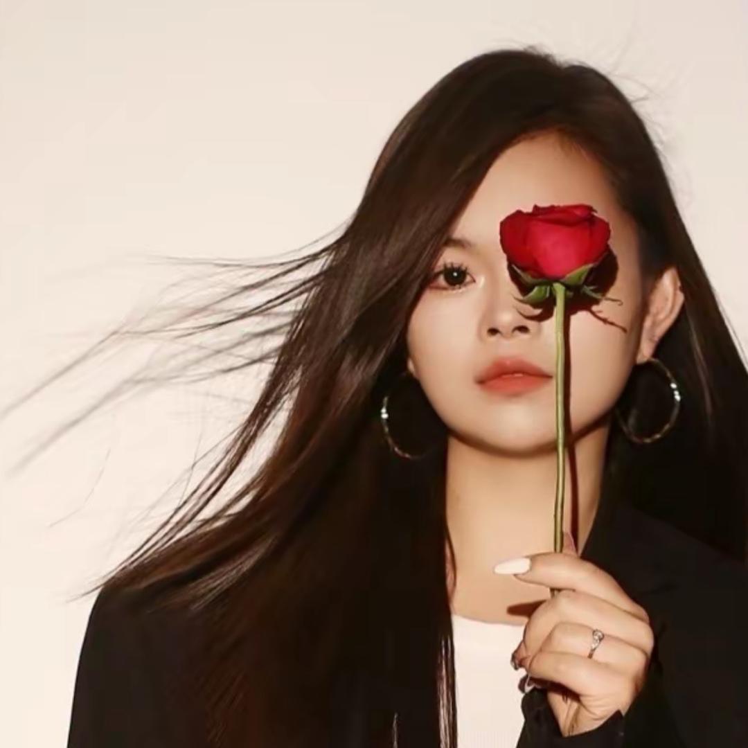 𝓛𝓾𝓬𝓴𝔂 ๑҉