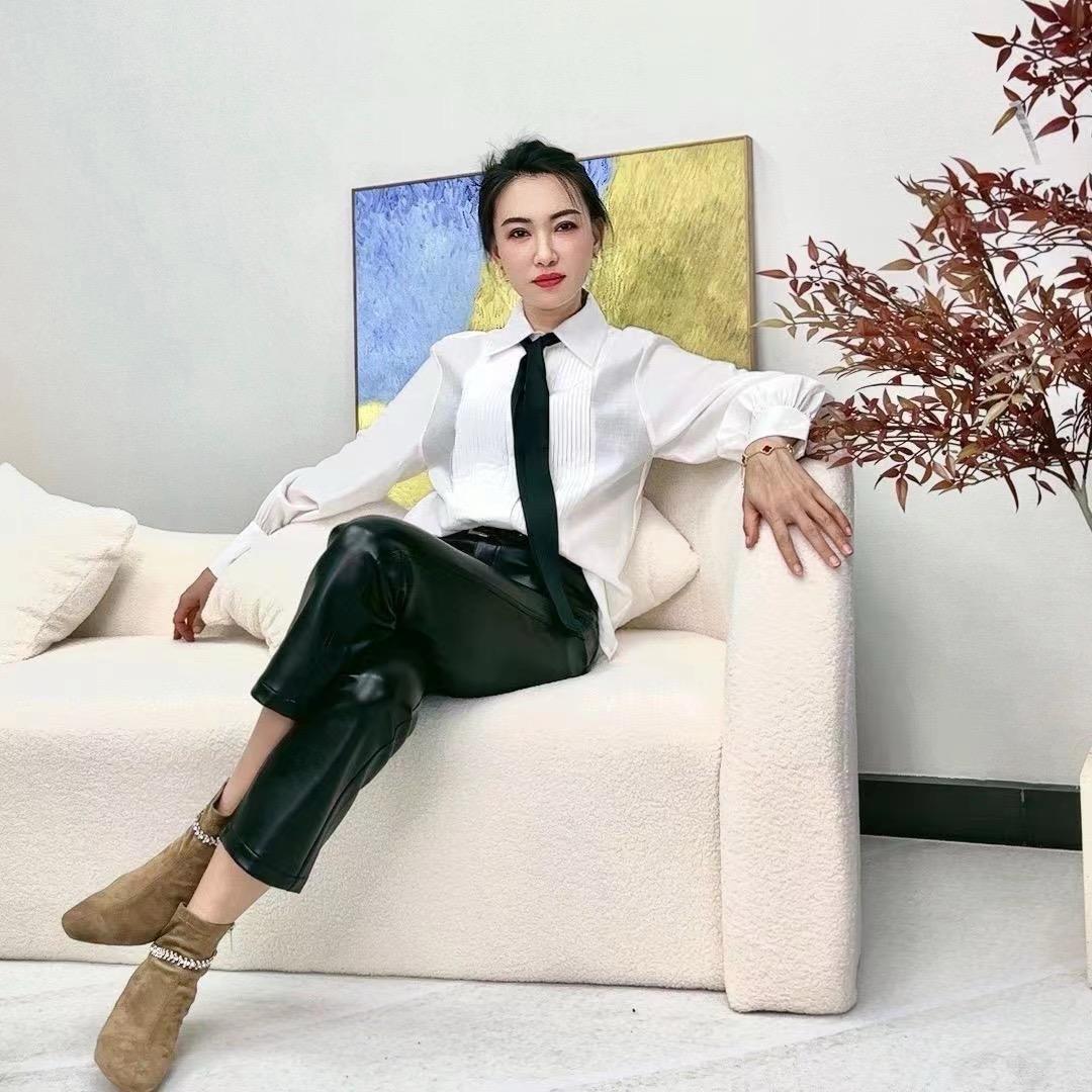 稳盈服装集合店