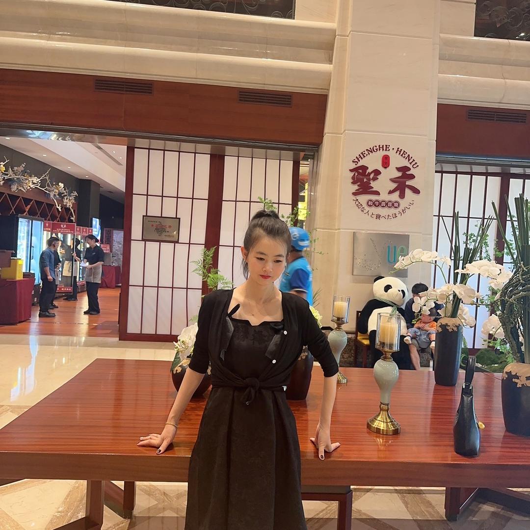 莹莹看豪宅