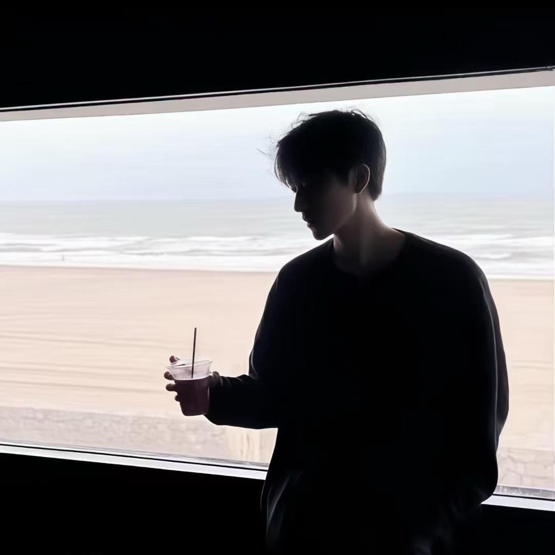 阿豪¥