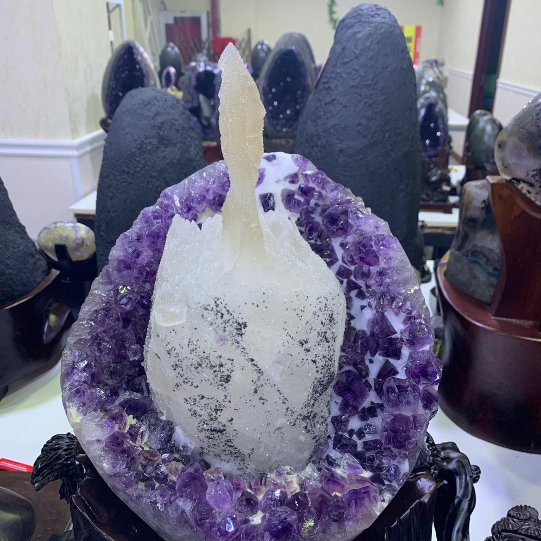 东坡珠宝仙家晶洞