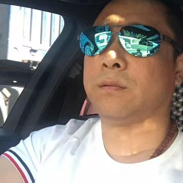 锦州二哥土鲫鱼湘菜小炒