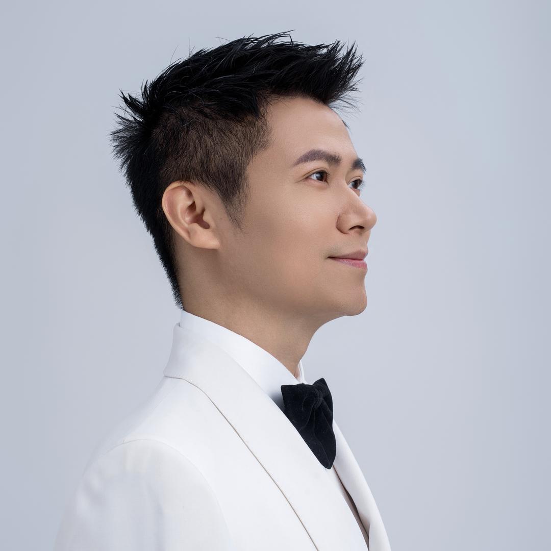 王羿贺（秦朗）